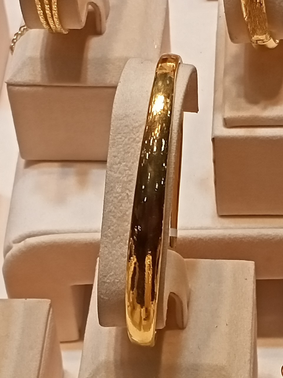 高雄590慶豐當舖-高雄當舖,高雄當鋪,黃金借款,當舖,當鋪,高雄黃金借款,左營黃金借款《黃金借款,拜託請先問過,慶豐當舖,比價看看!全台最大間,利率當然最低!保證安心借,輕鬆還!》