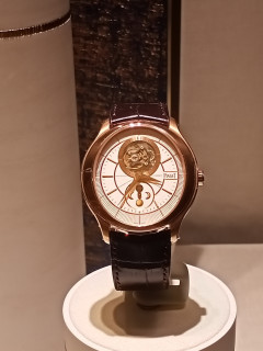 高雄名錶手錶精品名牌包包借款-590慶豐當舖提供高雄手錶借款,高雄名錶借款,左營手錶借款,左營名錶借款,前金名牌包包,新興手錶典當,楠梓手錶當降利息,鼓山手錶借款利息低,三民手錶借款推薦,前鎮名牌包包當舖推薦,小港手錶借款當舖,鳳山手錶借款,鳥松手錶借款,大社,仁武手錶借款額度,台南手錶借款,屏東鑽石借款等當舖,手錶借款借款需求,找高雄左營附近當舖138