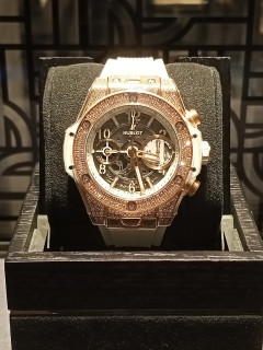 高雄名錶手錶精品名牌包包借款-590慶豐當舖提供高雄手錶借款,高雄名錶借款,左營手錶借款,左營名錶借款,前金名牌包包,新興手錶典當,楠梓手錶當降利息,鼓山手錶借款利息低,三民手錶借款推薦,前鎮名牌包包當舖推薦,小港手錶借款當舖,鳳山手錶借款,鳥松手錶借款,大社,仁武手錶借款額度,台南手錶借款,屏東鑽石借款等當舖,手錶借款借款需求,找高雄左營附近當舖145