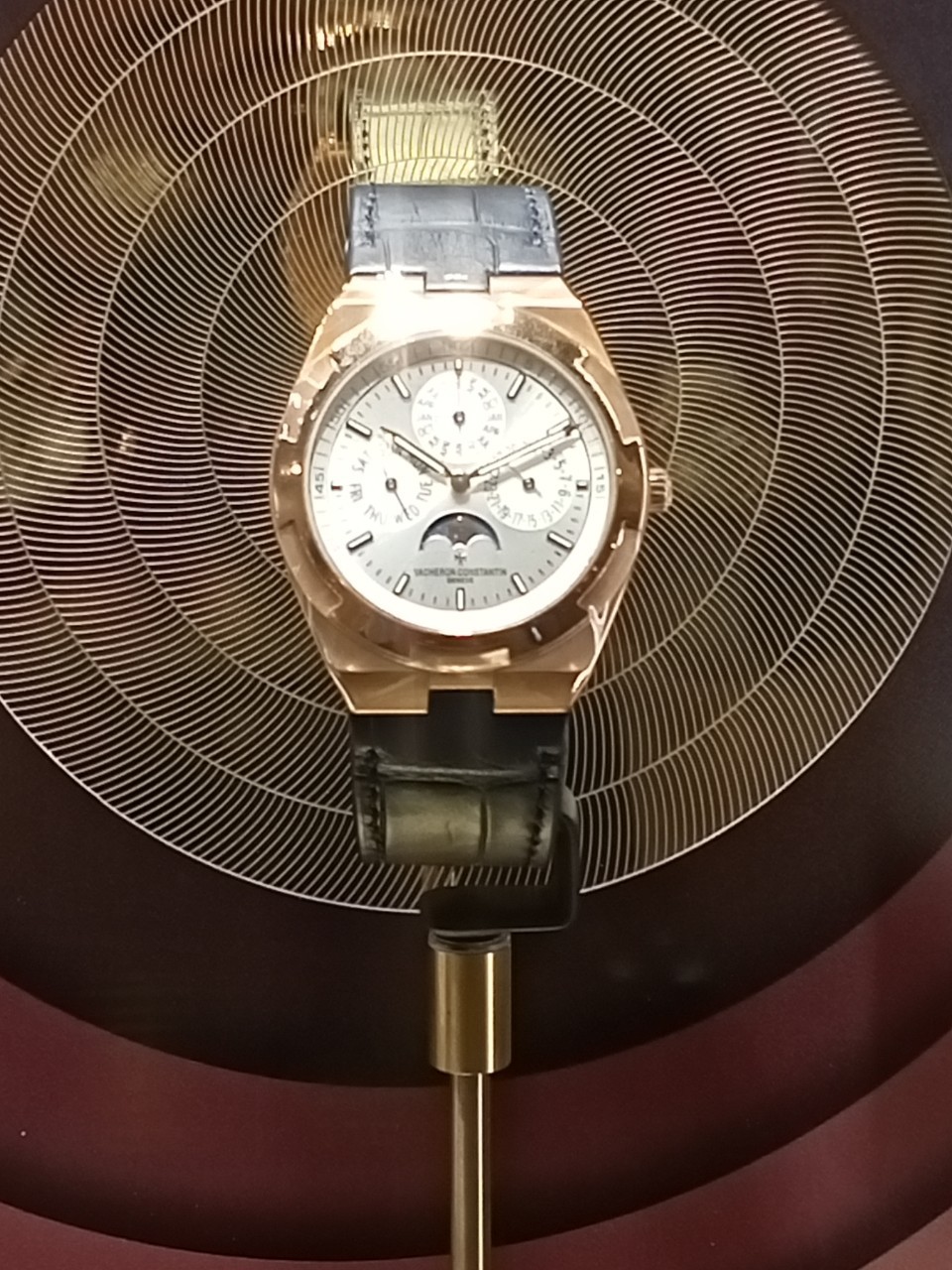 高雄名錶手錶精品名牌包包借款-590慶豐當舖提供高雄手錶借款,高雄名錶借款,左營手錶借款,左營名錶借款,前金名牌包包,新興手錶典當,楠梓手錶當降利息,鼓山手錶借款利息低,三民手錶借款推薦,前鎮名牌包包當舖推薦,小港手錶借款當舖,鳳山手錶借款,鳥松手錶借款,大社,仁武手錶借款額度,台南手錶借款,屏東鑽石借款等當舖,手錶借款借款需求,找高雄左營附近當舖148