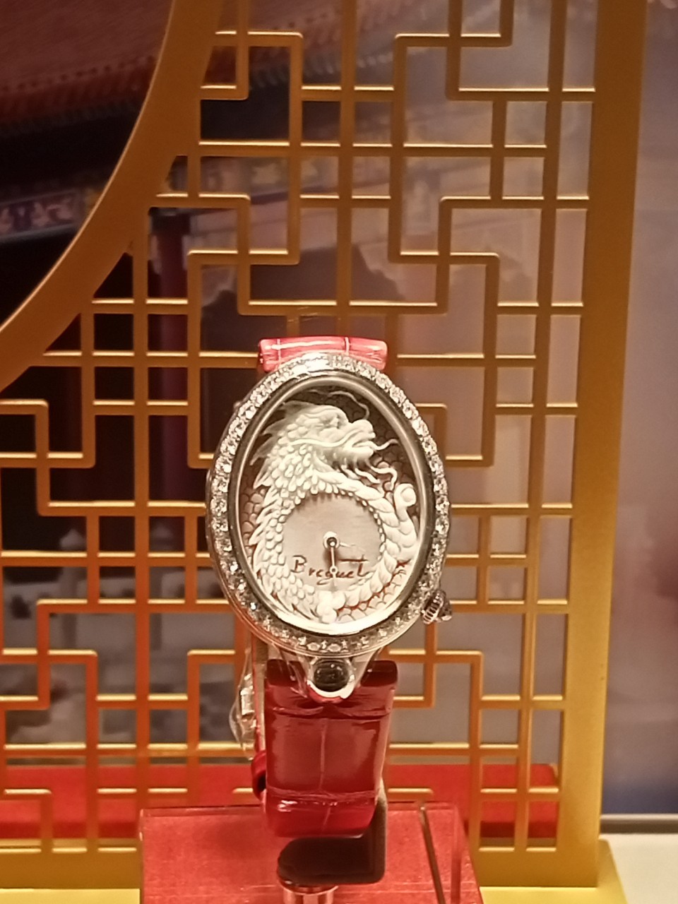 高雄名錶手錶精品名牌包包借款-590慶豐當舖提供高雄手錶借款,高雄名錶借款,左營手錶借款,左營名錶借款,前金名牌包包,新興手錶典當,楠梓手錶當降利息,鼓山手錶借款利息低,三民手錶借款推薦,前鎮名牌包包當舖推薦,小港手錶借款當舖,鳳山手錶借款,鳥松手錶借款,大社,仁武手錶借款額度,台南手錶借款,屏東鑽石借款等當舖,手錶借款借款需求,找高雄左營附近當舖20