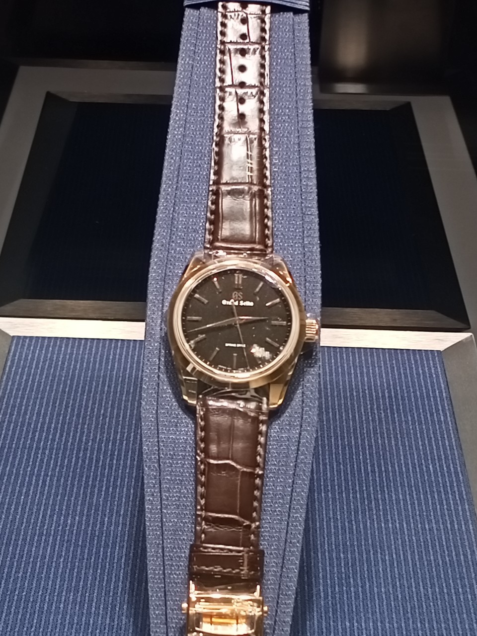 高雄名錶手錶精品名牌包包借款-590慶豐當舖提供高雄手錶借款,高雄名錶借款,左營手錶借款,左營名錶借款,前金名牌包包,新興手錶典當,楠梓手錶當降利息,鼓山手錶借款利息低,三民手錶借款推薦,前鎮名牌包包當舖推薦,小港手錶借款當舖,鳳山手錶借款,鳥松手錶借款,大社,仁武手錶借款額度,台南手錶借款,屏東鑽石借款等當舖,手錶借款借款需求,找高雄左營附近當舖47